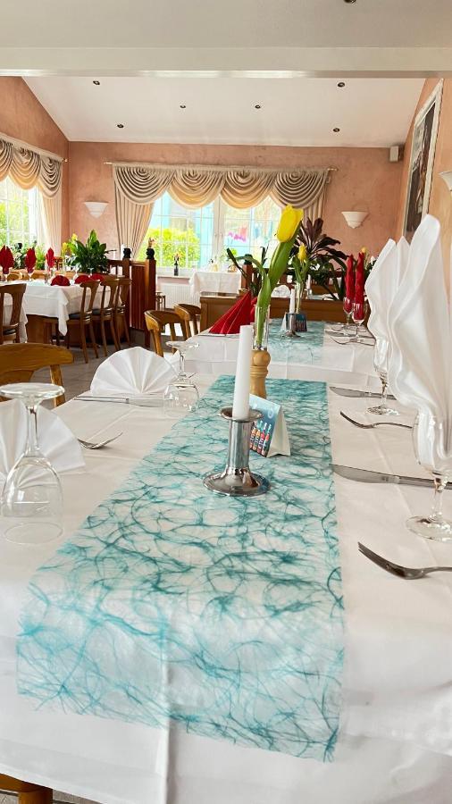 Hotel & Restaurant Am Kirschberg Alten Buseck Dış mekan fotoğraf
