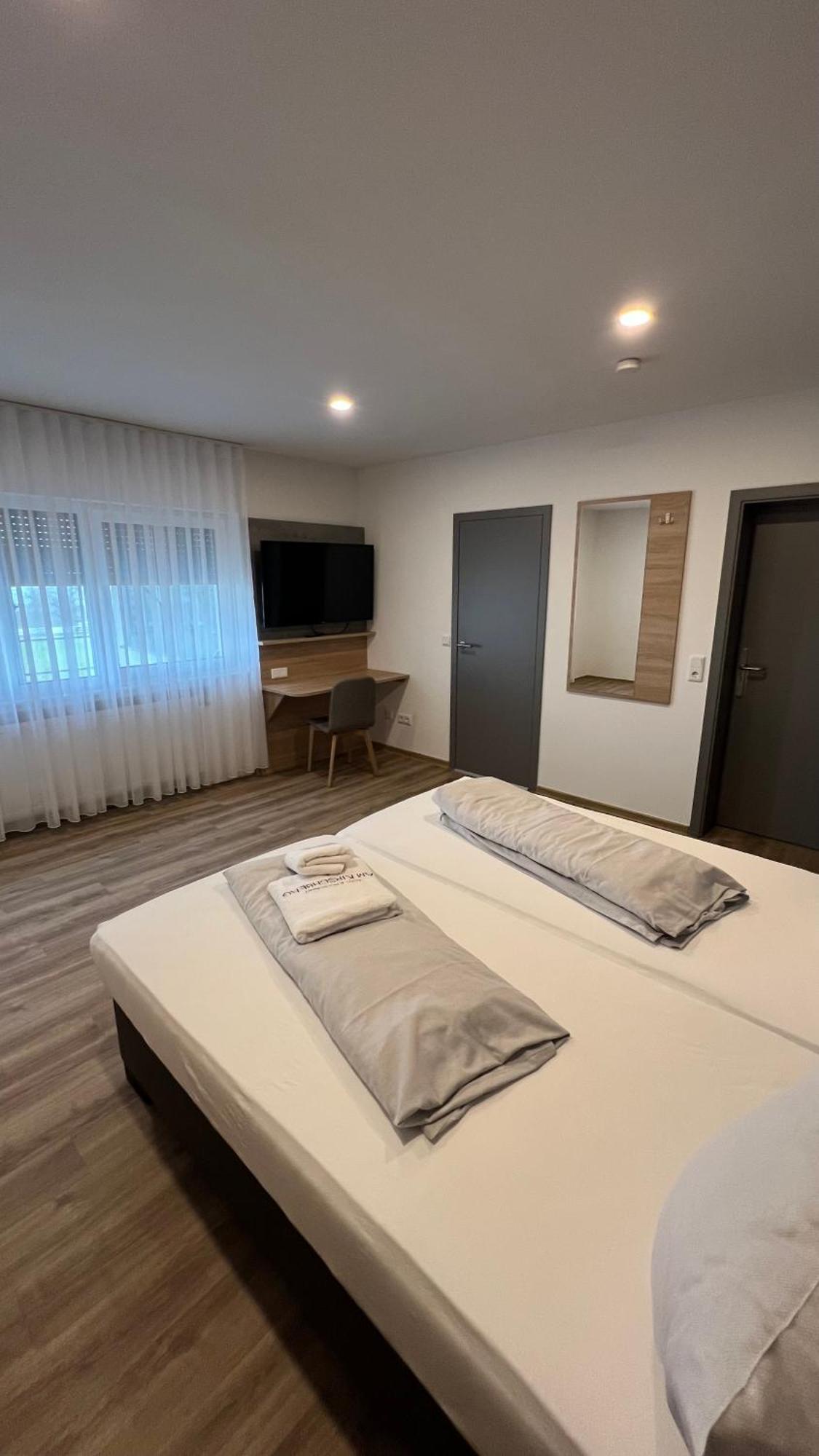 Hotel & Restaurant Am Kirschberg Alten Buseck Dış mekan fotoğraf
