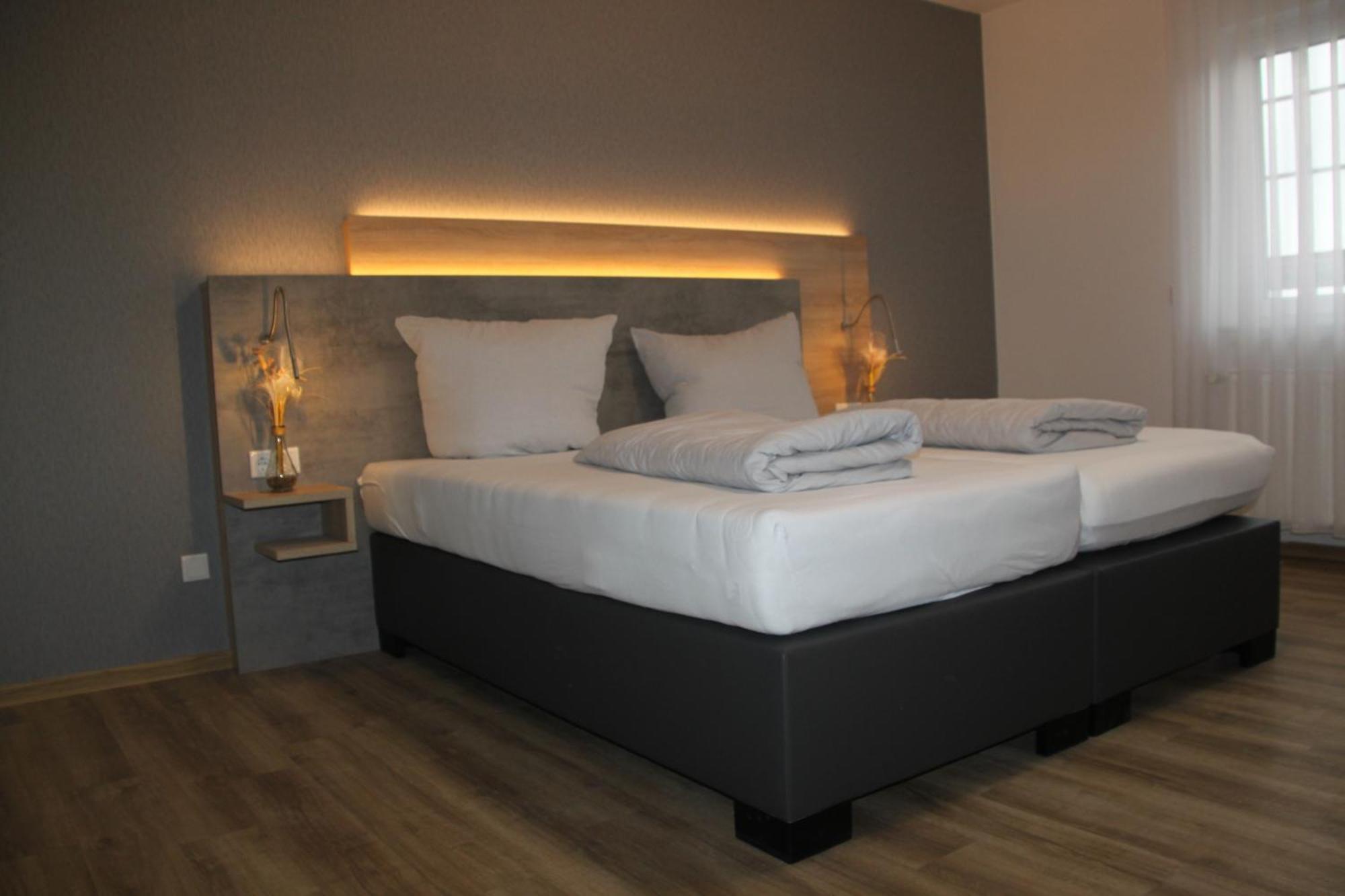 Hotel & Restaurant Am Kirschberg Alten Buseck Dış mekan fotoğraf